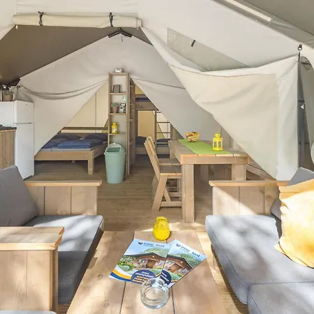 منتزه العطل Easyatent Safari Tent Zelena Laguna بوريتش