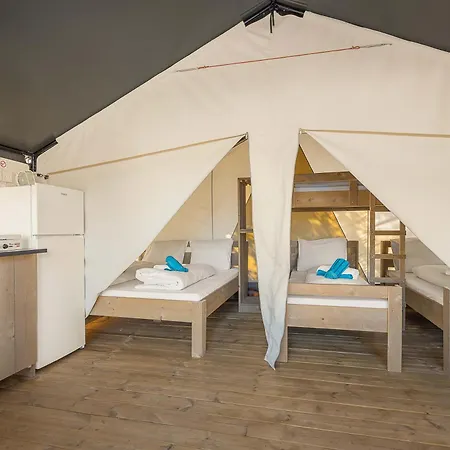 Easyatent Safari Tent Zelena Laguna 4*