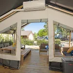 Easyatent Safari Tent Zelena Laguna Holiday park 4*