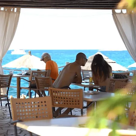 Easyatent Safari Tent Zelena Laguna Vakantiepark