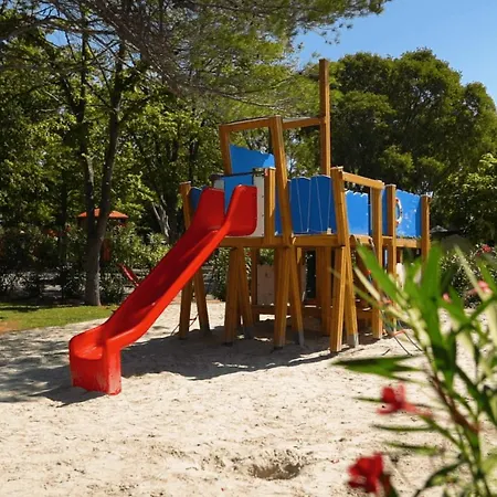Semesterpark Easyatent Safari Tent Zelena Laguna 4*
